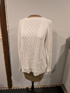 Gap White Cable Knit Sweater
